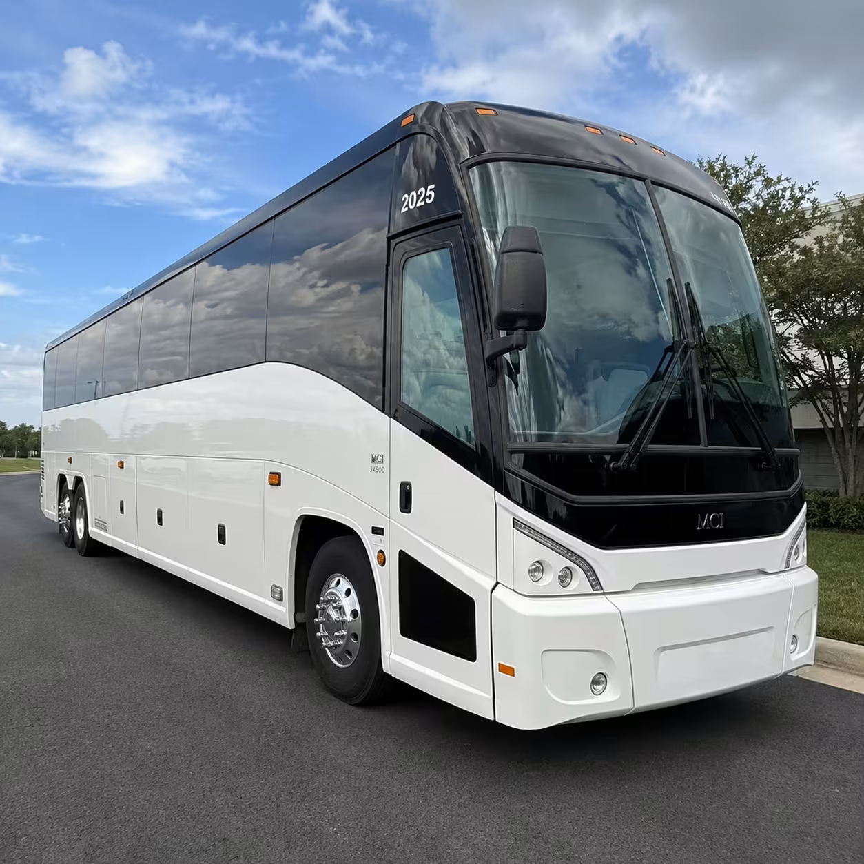 avondale corporate retreat and team building bus rentals
